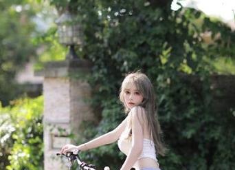 YouMi尤蜜荟 – Egg-尤妮丝的高跟鞋图集:穿上她的作品,仿佛都能感受到那份优雅与自信!