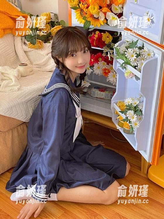 YouMi尤蜜荟-Yumi尤美 YouMi尤蜜荟 - 从皮衣到时尚,Yumi尤美带来的华丽图包合集让你领略不一样的风采!