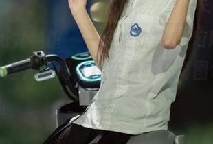YouWu尤物馆 – 一起来欣赏“Yuky伊珍学妹”迷人瞬间,尽在最新写真图包合集里!