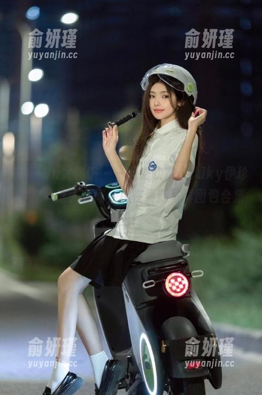 YouWu尤物馆 - 一起来欣赏“Yuky伊珍学妹”迷人瞬间，尽在最新写真图包合集里！