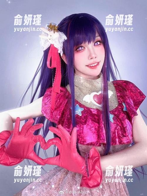 感受aqua水淼的夜兰礼服作品集，带你进入写真世界