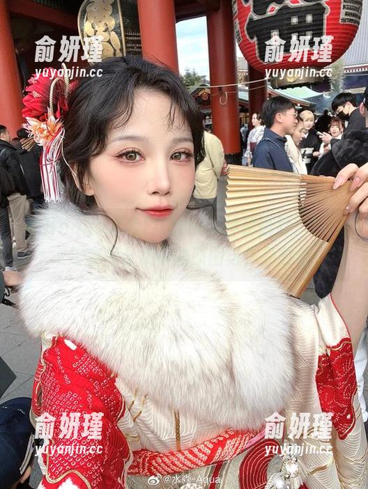 aqua水淼 揭开aqua水淼Fantia的神秘面纱:2022年套图合集中的原图与作品分析