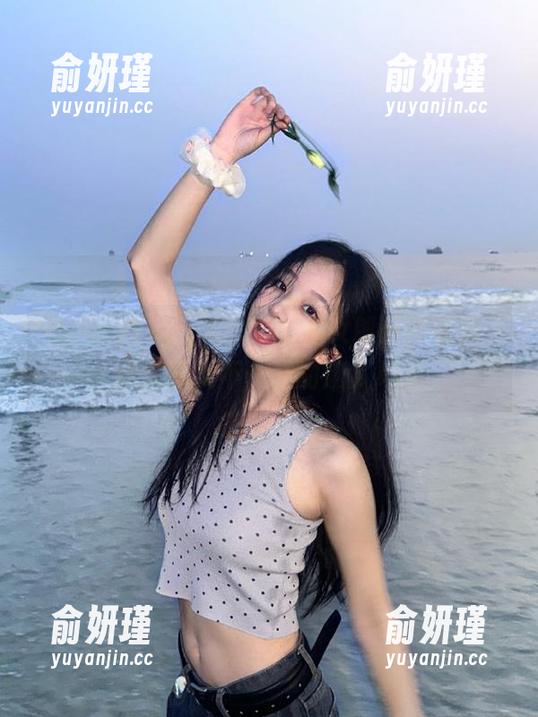 beautyleg - ChiChi兔女郎最新图册上线，展现不一样的迷人风采