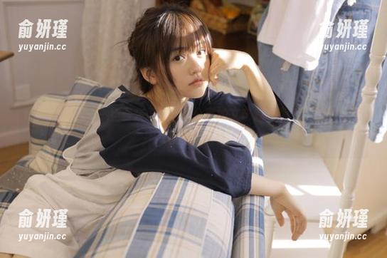 beautyleg - 免费获取Jill办公室的文艺写真照片，捕捉生活的精彩！
