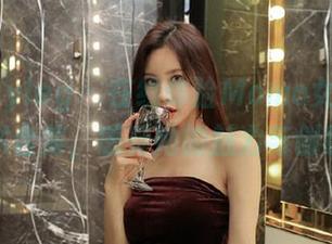 beautyleg – 在线体验Momo女王的写真艺术合集，感受她的魅力与创意之旅