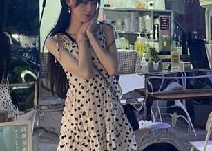beautyleg – 视觉盛宴：Olivia镂空最新原图，感受她独特的审美视角与创造力