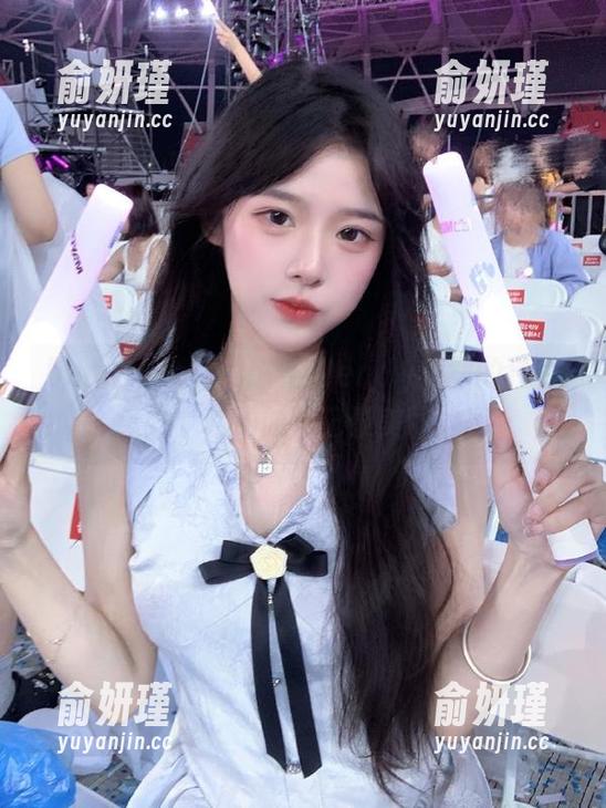 beautyleg - 感受Wendy红裙的独特魅力，私拍原图记录美丽故事