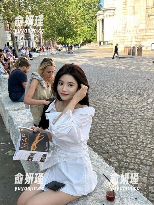 beautyleg - 高清小玲教室写真资源大放送，记录属于她的青春与梦想！