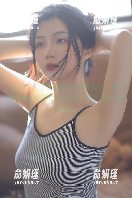 pans-丁丁 pans - 丁丁瑜伽全套图片大揭秘,带你领略身心和谐的极致美感,别错过她的精彩展示!