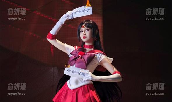 一米八的大梨子 照片中的夏天:一米八的大梨子私房泳池图包精选
