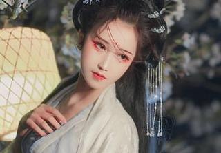 走进三度_69眼镜的世界,与她一起分享图库中的精美写真