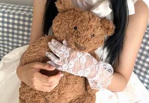 微密圈 – 不容错过的机会!免费下载“不爱笑的赛琳”黑丝连体精选写真!