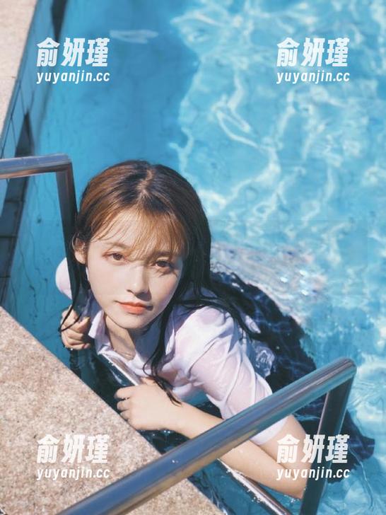 丽柜 - 免费获取小戈白裙系列图包，捕捉每一个梦幻瞬间！
