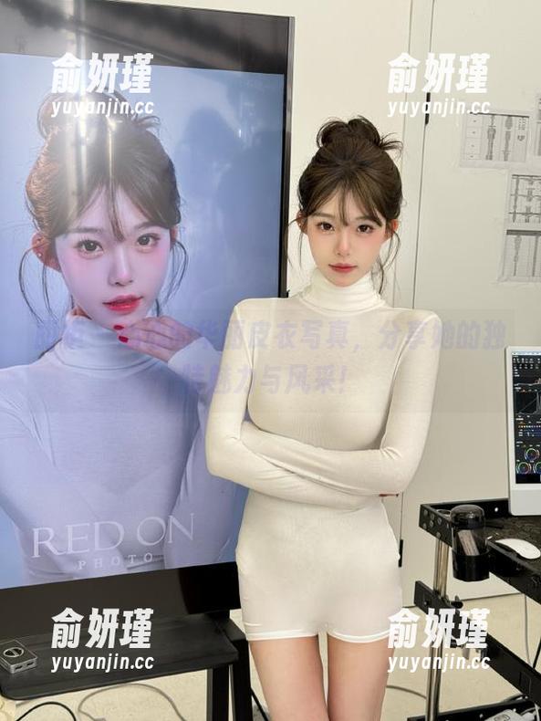 丽柜-心心 丽柜 - 心心的华丽皮衣写真,分享她的独特魅力与风采!