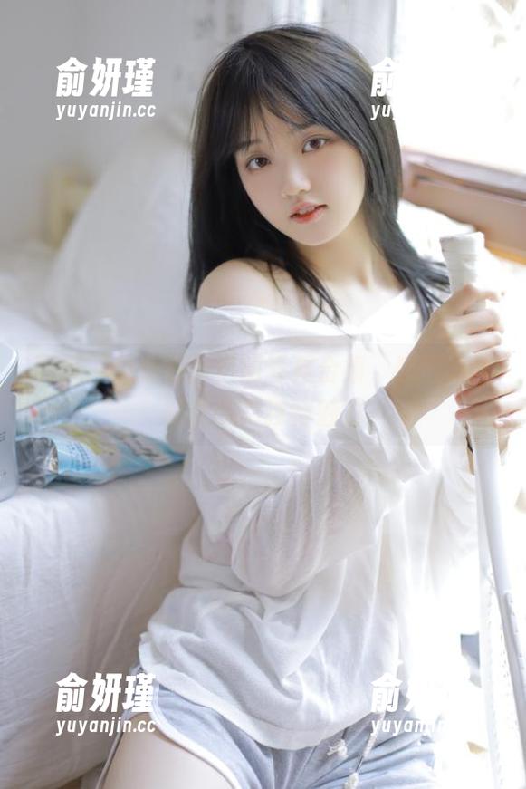 丽柜-怡萱 丽柜 - 怡萱最新透明写真合集,感悟她透彻灵魂的独特魅力