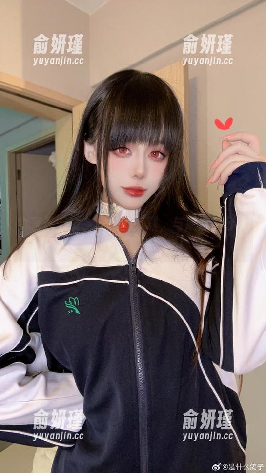 九言 九言圣诞节,超美图下载,与朋友们分享节日的幸福与欢笑!