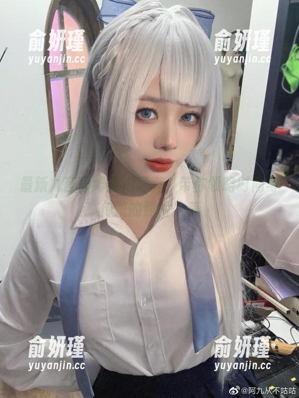 最新九言蕾姆旗袍写真，带你领略时尚与传统的照片之美