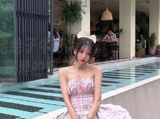 二阶堂宅绘子牛仔裤写真合集：每一张都是爱的宣言，幸福满满！