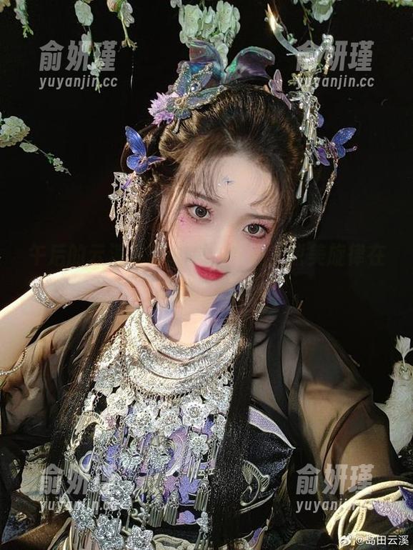 午后的云溪溪带来美图更新，甜美旋律在心间回荡！