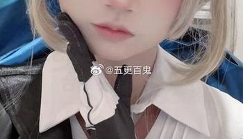 迷醉于五更百鬼连体衣的独特风格，精彩合集免费下载！