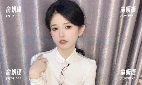 倦倦喵 倦倦喵教室最新照片,展现不一样的青春气息与梦幻色彩