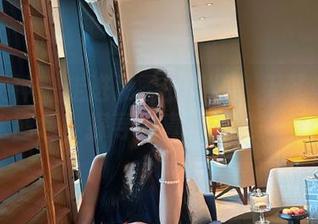 克拉女神 – 走进凌雪的世界:无圣光死库水图包,探寻写真中的唯美意境