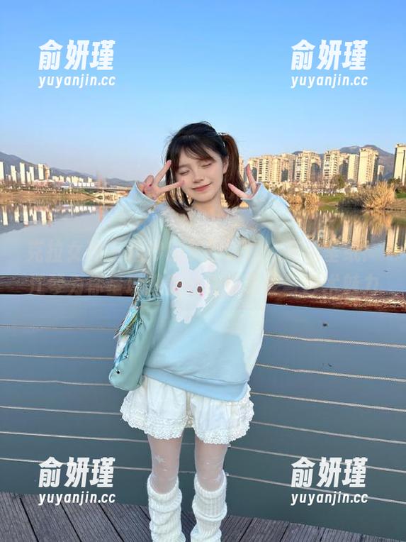 克拉女神-江琴 克拉女神 - 婚纱的梦幻旅程,高清壁纸:江琴为你呈现绝美的视觉享受与艺术魅力