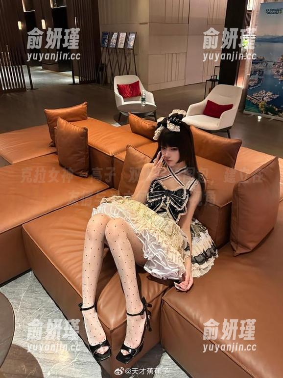 克拉女神-高子琁 克拉女神 - 高子琁双人写真图包,建立在友情与爱之间的独特视角