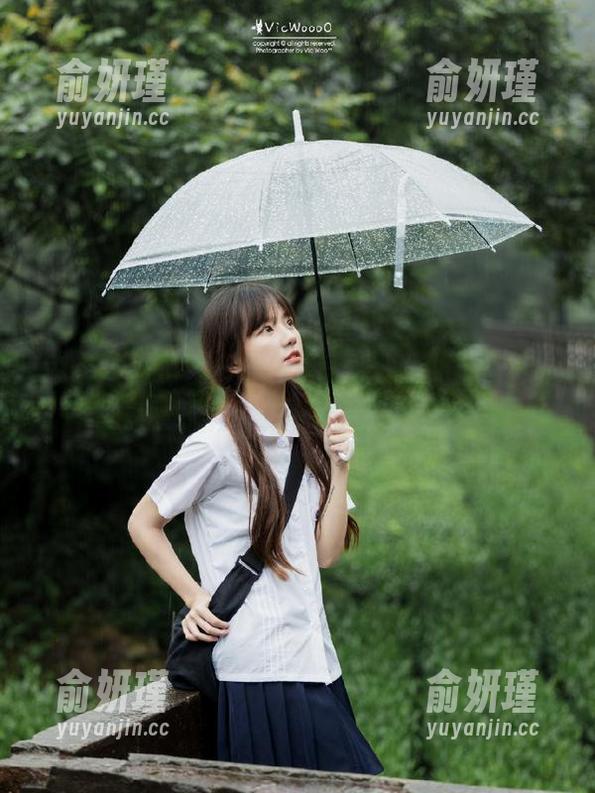 兔玩映画呈现最新猪猪女孩写真合集：跳跃的青春与独特风格完美融合！