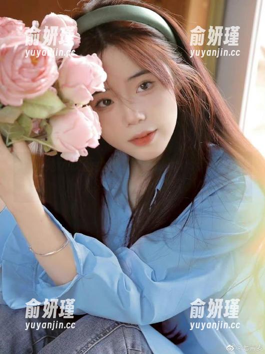 探索兔玩映画小萝莉的私拍cos集锦，惹人爱怜的图片欣赏