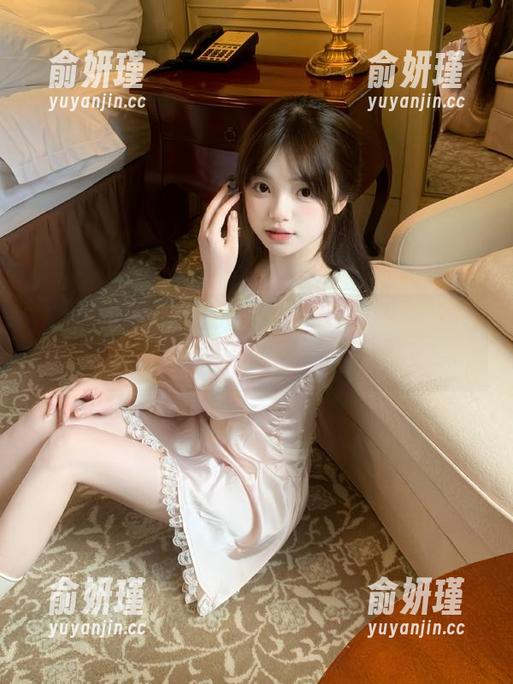 南国足艺 - 可爱沫沫带来的奶牛精选作品，快来感受她的温柔与魅力！