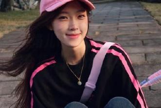 大生模拍 – 娟儿带来的温柔魅力：独特写真套图合集，倾心演绎女性的柔美