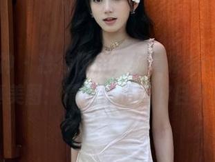 头条女神 – 独特视角,杨漫妮baby丝袜写真美图:精选作品让你目不转睛