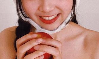 头条女神 – 在图库中漫游,发现萌琪琪的居家写真作品,感受生活中的小确幸