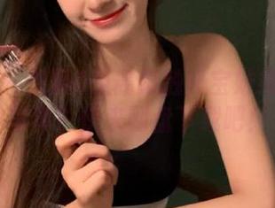 微密圈 – 想要0距离接触奶宝妹纸的少女写真?快来网盘下载吧!