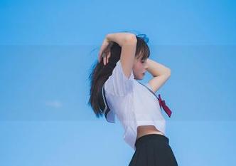 妖精社 – 下载全套丝袜写真，静静展现优雅与性感，带你进入时尚新世界！