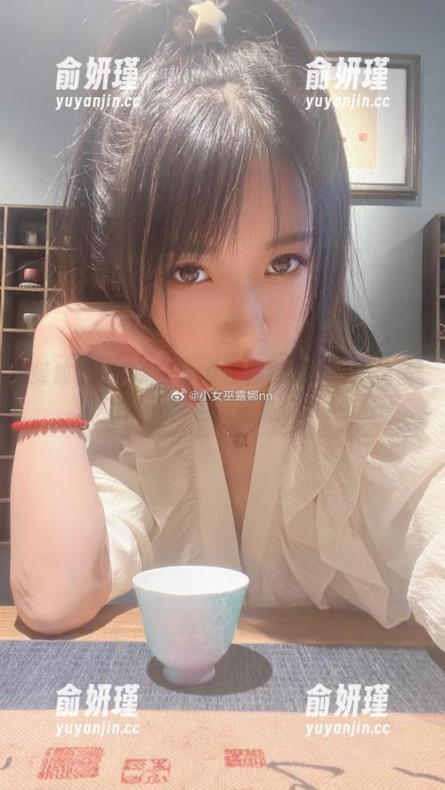 释放你的灵感，小女巫露娜棉袜写真无圣光图包震撼来袭