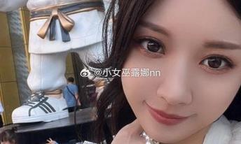 小女巫露娜的黑色奇幻:无圣光作品超乎你的想象!