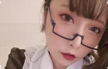 小泉学姐吖花嫁写真:下载带你进入梦幻婚礼,绝对让人心驰神往的图片!