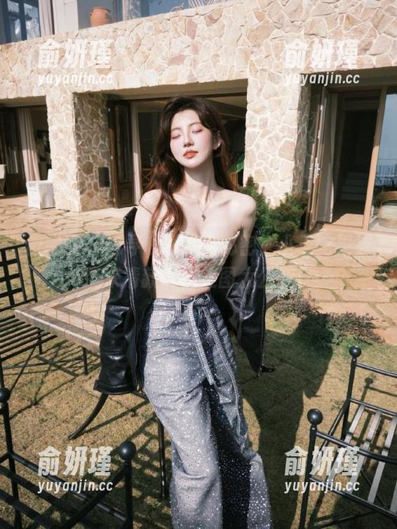 小玉吃果冻 微密圈 - 追寻短裙下的秘密,小玉吃果冻带来清新私房美图大公开!