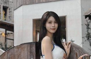 微密圈 – 小玉吃果冻在线分享白衬衫作品,让你瞬间变身时尚达人!