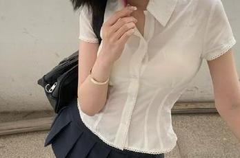 少女秩序 – 免费下载鹿可灰丝写真，网盘畅享美好瞬间！