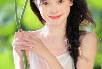 尤果网 – 重温Maggie的JK写真作品集，发现那些蕴藏在影像中的独特韵味
