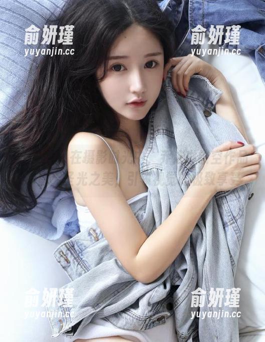 尤果网-乔依琳 尤果网 - 在摄影时光中,乔依琳镂空作品尽显无圣光之美,引领视觉的极致享受