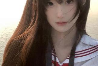 尤果网 – 细腻张馥棋的套装作品,在无圣光中追寻真实与艺术的交集