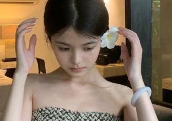 尤果网 – 毛COCO裤里丝写真集,下载后你会爱上这份别样的美丽