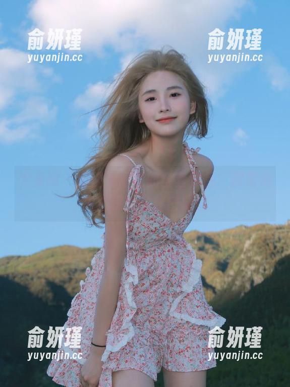 尤果网 - 走进王语纯的全套作品，探索她内心深处的秘密旅程