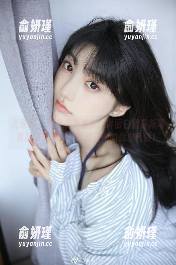 尤果网-琳丽 尤果网 - 绝佳视觉盛宴!琳丽白裙最新写真图集,免费下载感受她的优雅气质!