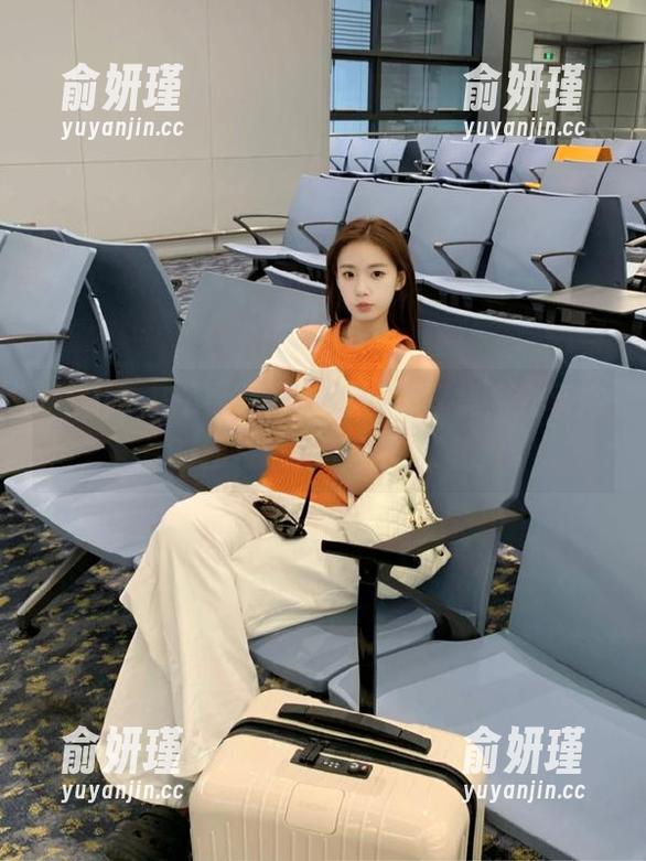 尤果网-筱慧 尤果网 - 探寻筱慧的厨娘写真集,分享她的独特魅力与烹饪热情