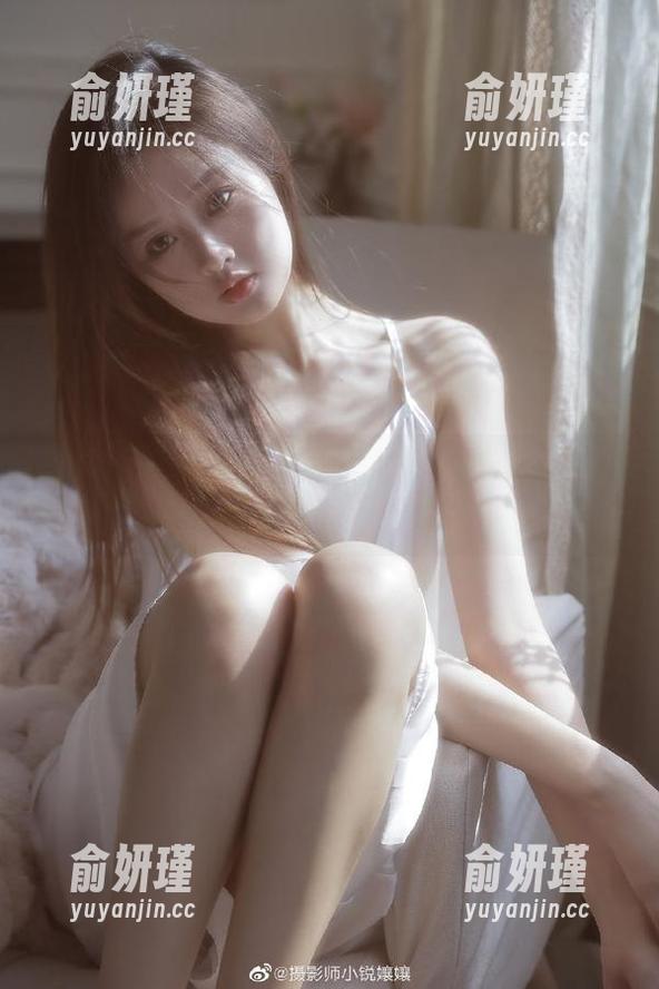 尤果网-纯小希 尤果网 - 纯小希的私房女仆图集:一场视觉与心灵的双重盛宴